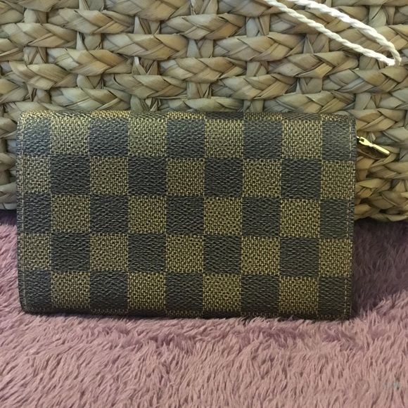 Authentic Lois Vuitton DAMIER Port Billets Monnaie Bifold Wallet - Picture 4 of 16